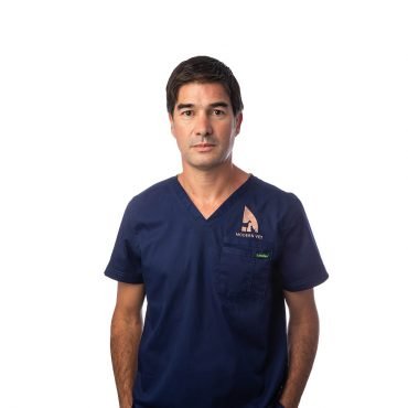 Veterinarian